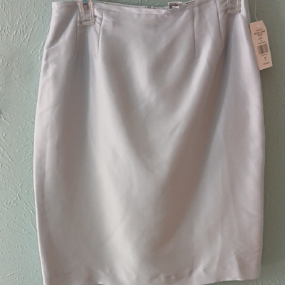 Tahari Pale Blue Silk Skirt Suit Size 6P - Picture 9 of 11
